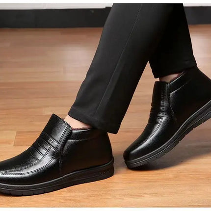 Men's Winter Thickened High-Top Cotton Shoes Warm Fleece Lined Leather Boots Anti-Slip Comfortable for Elderly And Dad