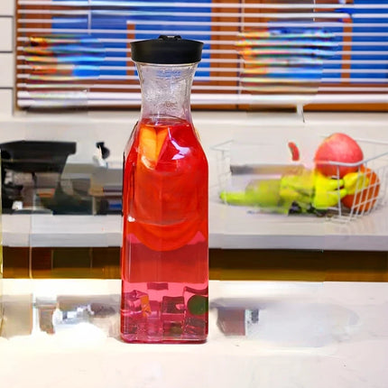 1pcs Versatile Water Carafes with Lids,Durable Plastic Pitchers for Mimosa Bars, Breakfast, Iced Tea Ideal for Parties, Banquets