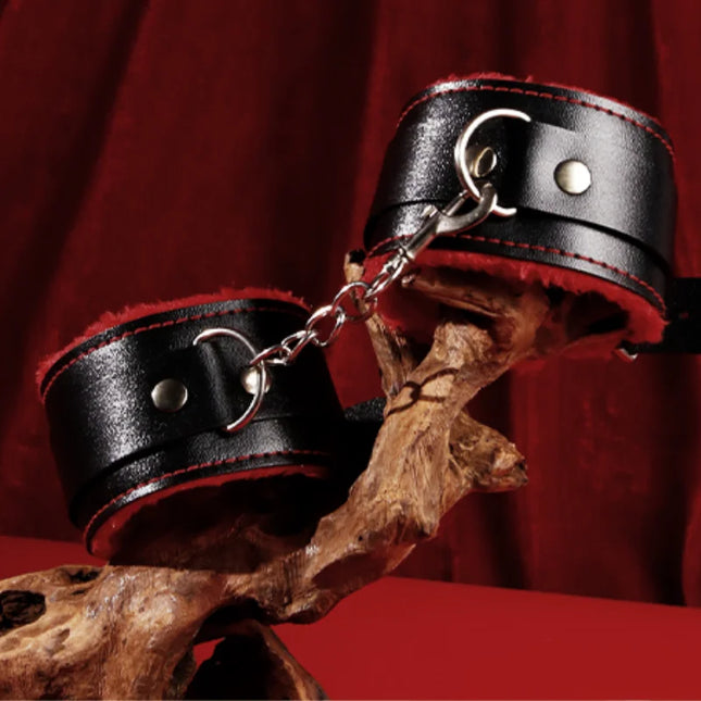 New BDSM Kits Bed Bondage Set Red&Black Exotic Sex Toys for Adults Games Leather Handcuffs Whip Gag Collar Women Sex Goods