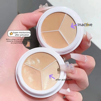 Three color concealer palette professionally covers the dark circles around the eyes and face pockmarks spots invisible lines
