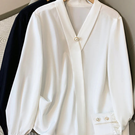 Plus Size Chiffon Shirt Women 2024 Autumn V Neck Elegant Black Or White Shirt For Women Korean Style Large Size Blouses Female