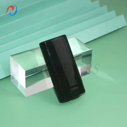 20/30/50pcs 15g White Black Clear Pink Empty Oval Flat Lip Balm Tubes Plastic Perfume Deodorant Containers 15ml Lipstick Tubes