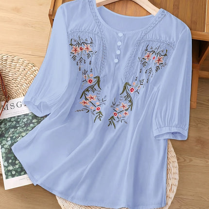 Large Size Women's Heavy Industry Embroidered Crew Neck Five-Sleeve Shirt