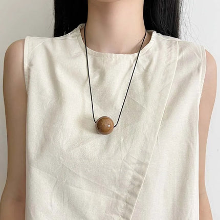 2025 New Arrival Metal Ball Pendant Necklace for Women Fashion Design Long Adjustable Sweater Chain Jewelry Accessories