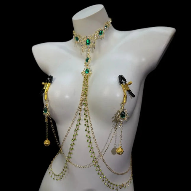 Emerald-Green Rhinestone Nipple Clamp Chain Body Chain Collar in One Piece with Palace Bell Pendant BDSM Couple Teasing Sex Toy