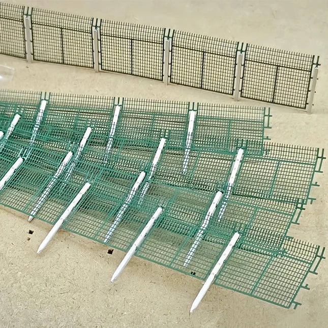 N Scale Metal Protective Fence With 8 Columns Model For DIY Building Fence Wall Sand Table Railway Train Scene Diorama Kit 1PCS