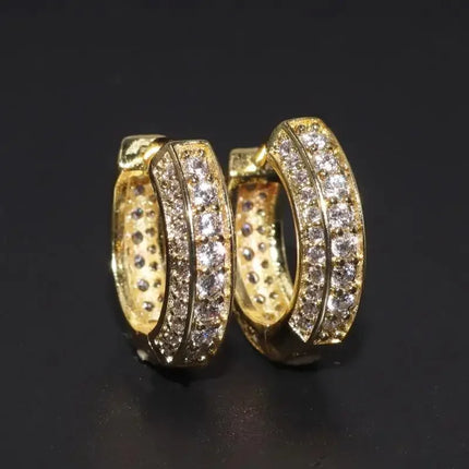 Hip Hop Ice Out Sparkling Round Inlaid Zircon Hypoallergenic Earrings for Men Women Fashion Cool Punk Rock Party Jewelry