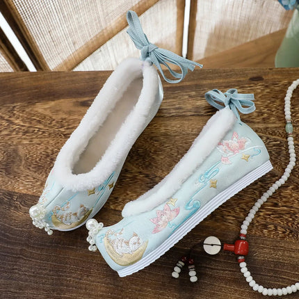 Chasing Moon Hot Sale Of The Season New Style Ming Dynasty Hanfu Shoes National Style Upturned Head Cotton Shoes Ancient Wedding