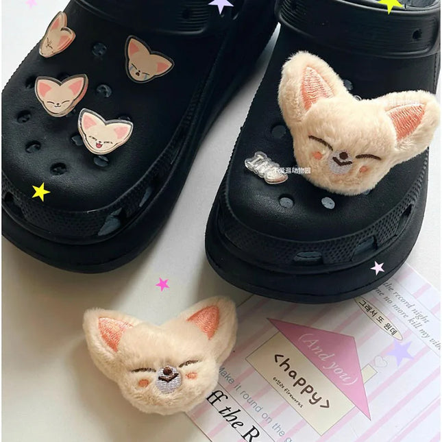 Skzoo Hot Korean Stray Kids Idol Boy Support Fan Cute Cartoon Hole Shoes Shoe Flower Anime Diy Accessories Decoration Xmas Gift