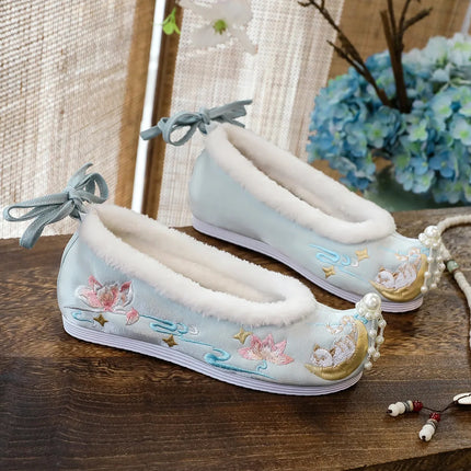 Chasing Moon Hot Sale Of The Season New Style Ming Dynasty Hanfu Shoes National Style Upturned Head Cotton Shoes Ancient Wedding