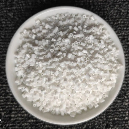 1000pcs/pack 2.6mm Mini Fuse Beads Pixel Puzzle Iron Melting Beads For Jewelry Making DIY High Quality Handmade Educational Toy