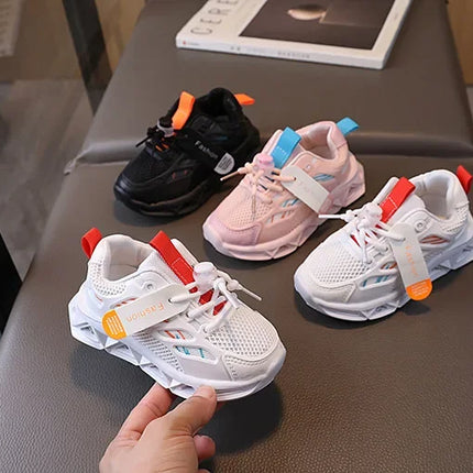 1-6 Years LED Baby Luminous Shoes Boys Glowing Children Sport Sneakers Kids Girls Anti-slip Toddler Mesh Shoes Led Flash Lights
