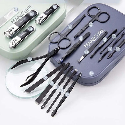 18-in-1 Manicure Set / Kit Manucure 18 Pièces