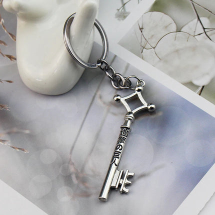 Anime Attack On Titan Keychain Shingeki no Kyojin Scouting Legion Emblem Pendant Key Chain for Women Men Cosplay Jewelry Gift