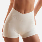 M / Shorts-Diamond White