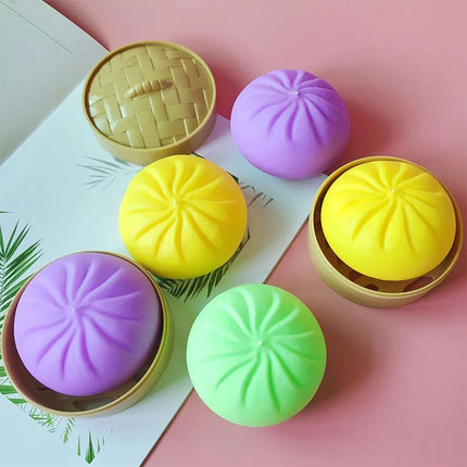 2026Hot Green Apple Squeeze Toys Relieve Stress and Vent Anger Fidget Toys Plasticity Squeeze toys To Relieve Stress for Friends