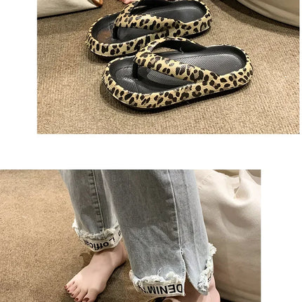 2025 Women Plaid Thong Flip Flops Summer Thick Platform Slides Ladies Non Slip Clip Toe Slippers Soft Casual Outdoor Beach Shoes