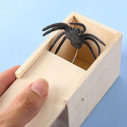 Tricky Toy Simulation Spider Wooden Box Spoof Insect Spider Box Creative Haunted House Horror Scene Layout Small Wooden Box