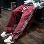 Red Pants / M