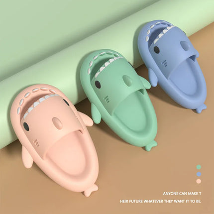 Eyriphy New Design Women Shark Slippers Men Cute Flat Sandals Fashion Cozy Casual Beach Sandals Lovers Home Lovely Bathroom Shoe