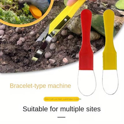 Weed processor, portable garden tool, weeding tool, soil remediation tool, for removing weed roots from the bottom of the soil.