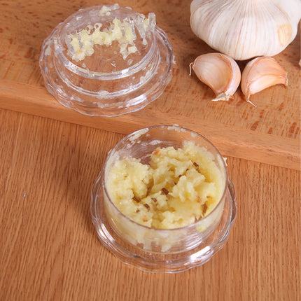 1Pcs Kitchen Multifunctional Garlic Press, Transparent Manual Garlic Crusher Chopper, Home Kitchen Tools Accessories