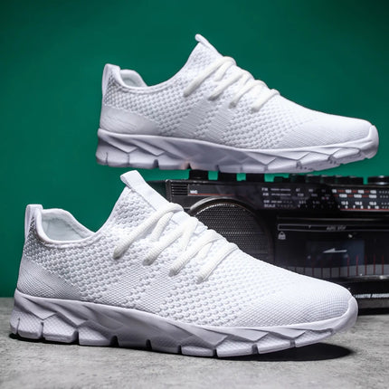 Men's shoes Four Seasons new plus size Flying weaving Lightweight Breathable Casual Sports Shoes Soft Sole Outdoor Running Shoes