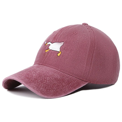 Embroidered baseball cap with goose pattern for men and women, casual and fashionable city style duckbill cap