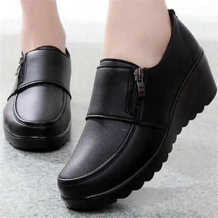 Classic Genuine Leather Women Shoes Round Toe Casual Comfortable Women's Wedge Shoes Spring Autumn Fashion Mother Shoes 10models