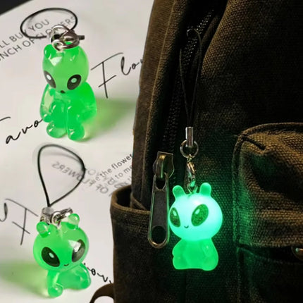 1/3pcs Luminous Alien Keychain Glow in The Dark for Phone Strap Backpack Bag Charms Funny Pendants for Women Men DIY Decoration