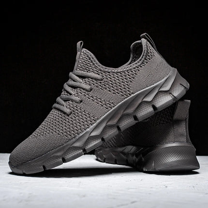Men's shoes Four Seasons new plus size Flying weaving Lightweight Breathable Casual Sports Shoes Soft Sole Outdoor Running Shoes