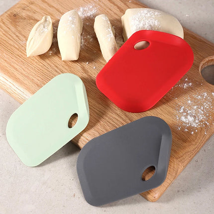 Silicone Dough Scraper Standing Baking Dough Pizza Cutter Pastry Slicer Blade Handheld Flour Scraper Kitchen Gadgets Tools