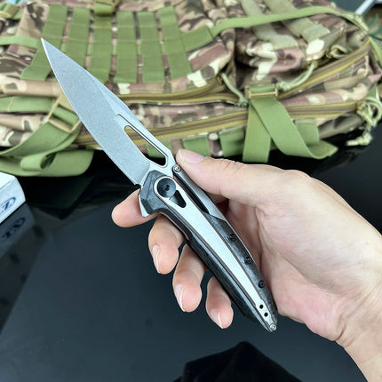 hot sale folding knife pocket outdoor camping hitting BBQ home hand tools D2 Blade material 420 steelcarbon fiber material