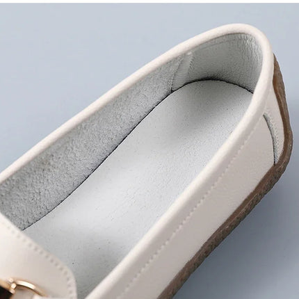 Vulcanize Women Shoes Flats Leather Moccasins Sneakers Designer Shoes for Women Slip-on Loafers Female Boat Shoes Big Size 43