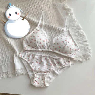 Japanese Kawaii Bralette Cherry Strawberry Print Delicate Lace Non-Wired Bra AB Cup Anti-Sagging Comfort UK Sizes BANERDANNI Bra