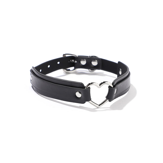 Vintage Sexy Heart Charm Gothic Choker Necklace for Women Black Leather Punk Style Adult Gift with Lock Fashion Accessory