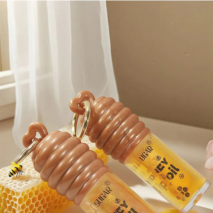 Sam Sugar Honey Lip Oil Deeply Moisturizes and Improves Lip Lines, Offering Both Lip Gloss and Lip Balm Functions, with a Transparent Texture That Gives a Refreshing Feel, Long-Lasting Hydration and Moisture-Locking Propertie