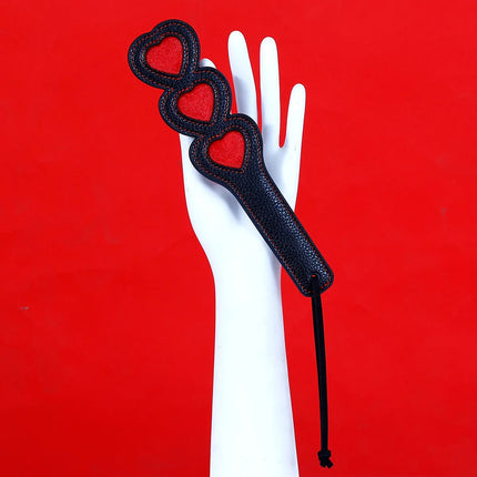 Black Red Heart Flogger Leather Bdsm Whips Spanking Paddle Slave Adult Sex Toys for Womans Bondage Restraints Whips Sex Shop ﻿