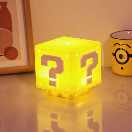 Super Mario Night Light with Music LED USB / Veilleuse Super Mario Musique LED