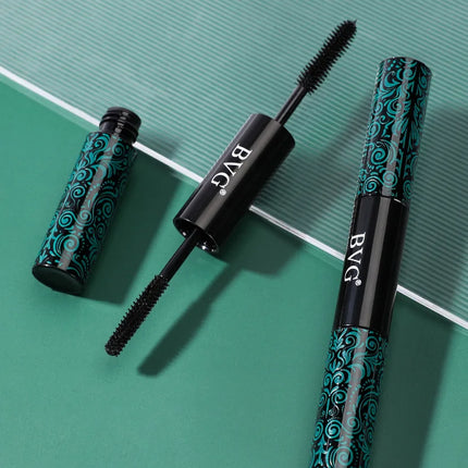 Two In One Dual  Ended Mascara Naturally Lengthens Curls Thickens And Is Layered Non Caking Waterproof And Long Lasting