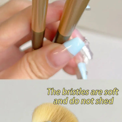 GECOMO Round Head Lip Brush Lipstick Coloring Smudge Brush Concealer Brush Lip Makeup Brush Multi-function Beauty Tool