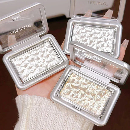 LEEINTO Dreamy Highlighting Powder: 3D Effect for a Natural, All-Over Glow - Multi-Purpose Compact Powder for Blush, Contour,