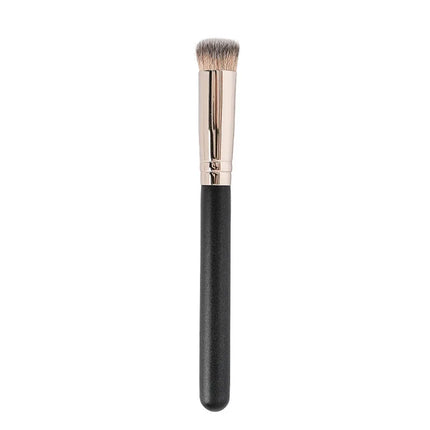 Three color concealer palette professionally covers the dark circles around the eyes and face pockmarks spots invisible lines