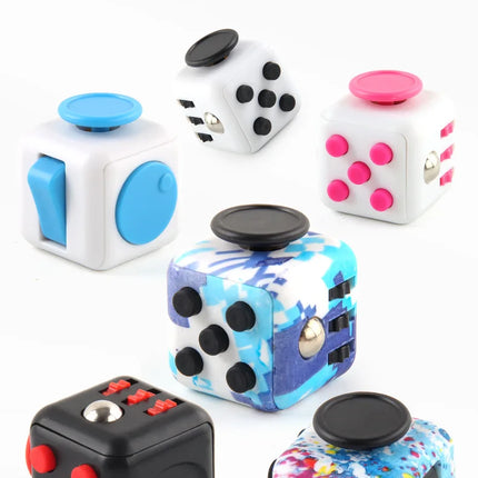 Creative Solid Color Fidget Dice handheld cube Release Stress Autism Anxiety Adult Kids Relief Anti-Stress finger children toys