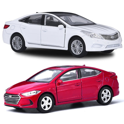 Welly 1/36 Hyundai ELANTRA Alloy Car Model Diecasts & Toy Vehicles Metal Toy Car Model High Simulation Collection Childrens Gift