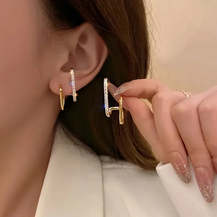 2026 New Shiny Four Claws Stud Earrings for Women Korean Rhinestone Zircon Earring Girls Birthday Party Wedding Fashion Jewelry