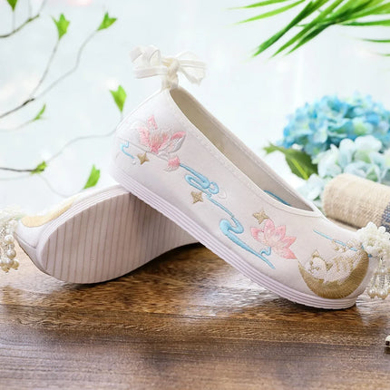 Chasing Moon Hot Sale Of The Season New Style Ming Dynasty Hanfu Shoes National Style Upturned Head Cotton Shoes Ancient Wedding