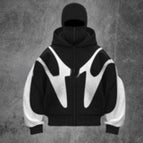 M / black-white