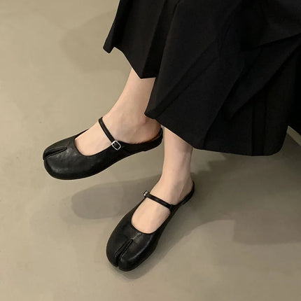 Fashion Buckle Strap Shallow Women Mary Janes Flats Shoes Strange Toe Footwear Soft Ladies Flats Lolita Shoes Female Slides