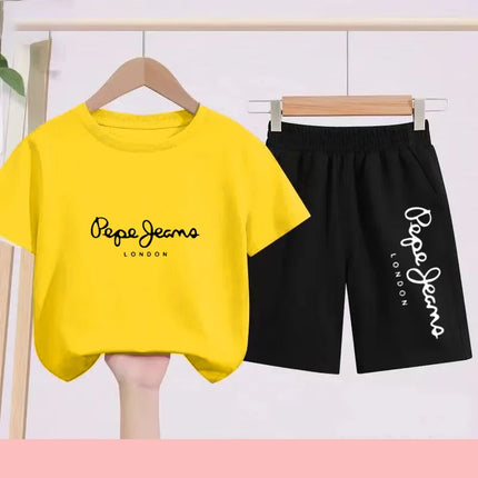 Children's Sportswear Set - White T-shirt + Shorts - Personalized Letter T-shirt Suitable for Boys and Girls Aged 3 to 13